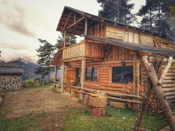 Фото номера Классический четырехместный номер Гостевой дом Heshkili huts Svaneti г. Keshkili 6